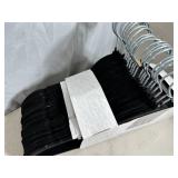 45 New Elle Decor Velvet Non Slip Hangers