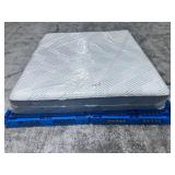 Beautyrest PressureSmart 2.0 Lux Plush King Mattress - MSRP $1,849.99 - No Reserve!