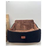 Wooaidagg Dog Car Seat for Medium & Large Dogs Up to 55lbs, Memory Foam Cushion, Washable Cover, Safety Straps & Non-Slip Bottom(Black/Brown,Large)