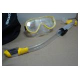 Cressi Adult Rondine Palau Fin Snorkel Set - Fin Size M/L