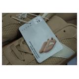 Ladies Sie 10 Sneakers and Men