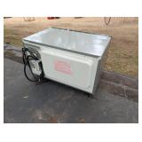 Lot of 4 working commercial microwaves - Lunch Room