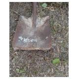Set of 3 Flat Head Shovels