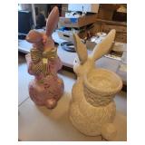 Rabbit figures (Lot of 2)