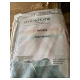 BrylaneHome Bedding Item #88-0438-7 BHCFR20 Boxed Open Carton