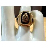 Vintage 1961 10K Gold Class Ring