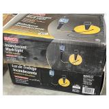 2X - Bayco Incandescent Work Light with 50 ft retractable Cord