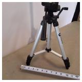 Simmons portable tripod