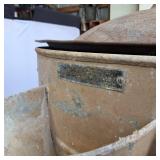 Smith System heating Company Minneapolis MN 25 Inches tall by 16 inch diameter