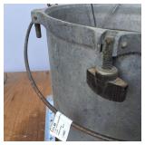 Aluminun Pressure Cooker 12 inches wide and 12 inches deep