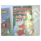 Collection of (18) Vintage COMIC BOOKS  Dennis the Menace, Richie Rich, More!