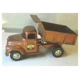 Heavy Duty Vintage Hydraulic Dump Truck with Original Paint