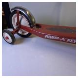 Authentic Radio Flyer Push Scooter with Training Wheels!