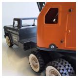 Vintage Mobile Crane Toy Truck Structo Crane Bucket works! Crane swivels! Made in USA