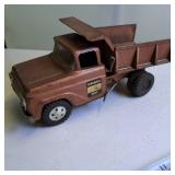 Metal Vintage Hydraulic Dump Truck