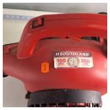 150 MPH air speed gas powered 25 cc 350 CFM SouthLand Leaf Blower