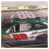 90011 1/24 Scale Dale Earnhardt Jr. Model Racing Car 88