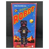 Robot - Mechanical Roby With Box & Key