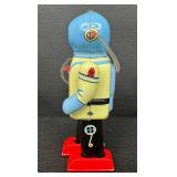 Vintage Space Captain Tin Wind-Up Robot MS 402 With Box & Key