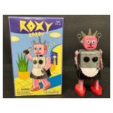 Unforgettable Vintage Wind Up Robot Mixed Lot (Ray Robot, Roxy Robot, Knight Robot & Robot-7)