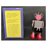 Unforgettable Vintage Wind Up Robot Mixed Lot (Ray Robot, Roxy Robot, Knight Robot & Robot-7)