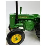 Die-Cast Tractor - John Deere Model D Ertl 1/16 Scale 100th Anniversary