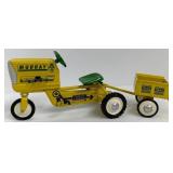 Toy Tractor - Hallmark Kiddie Car Classics 1961 Murray Tractor With Trailer QHG9027