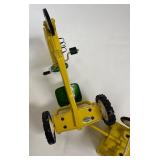 Toy Tractor - Hallmark Kiddie Car Classics 1961 Murray Tractor With Trailer QHG9027