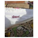 The Flintstones Bag & Vikings Plush Bear *S
