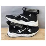 Champion Slip-On Black & White Shoes, Youth Size 5 *S