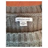 American Eagle Knit Women