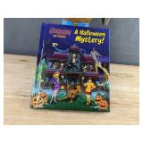 Scooby-Doo Plush With a Halloween Mystery Book - Brand New