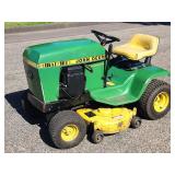 John Deere 116 Hydrostatic Riding Lawn Mower