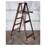 5 ft. Wooden Painters Ladder