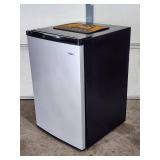 Haier Mini Fridge
