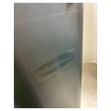 Rubbermaid Small Wastebaskets