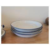 Vintage (4) Chi Jang Stoneware Handled Soup Bowl Handpainted Floral Design, (4) Chi Jang Stoneware Plates