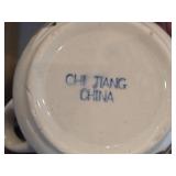 Vintage (4) Chi Jang Stoneware Handled Soup Bowl Handpainted Floral Design, (4) Chi Jang Stoneware Plates