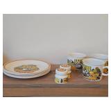 Lot of (9) Vintage Figgjo Flint (Norway) Dinnerware with Market Pattern - Plates (x4), Soup Cups (x3), Shakers (x2)