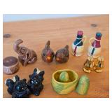 Lot of (6 Sets) Salt and Pepper Shakers