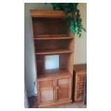 Queen - Entertainment Center