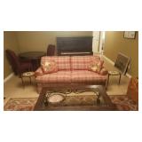Sofa w/2 Pillows