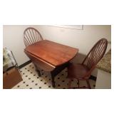 Double Drop Leaf Dining Table w/2 Chair