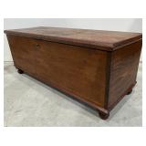Mini Blanket Chest