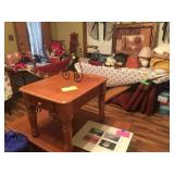 Coffee Table - End Tables - Pictures - nick knacks 