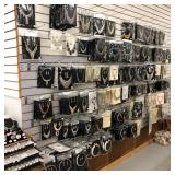 On-Site Auction! Bag Plaza! Ladies' Fashion in Bulk!!!