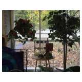Items located on Screen porch
