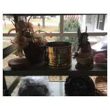 Items located on Screen porch