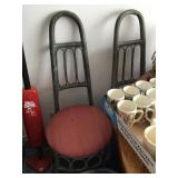 Chairs to dining table
