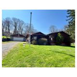 Cheat Lake 3 Bedroom Home, Garage 